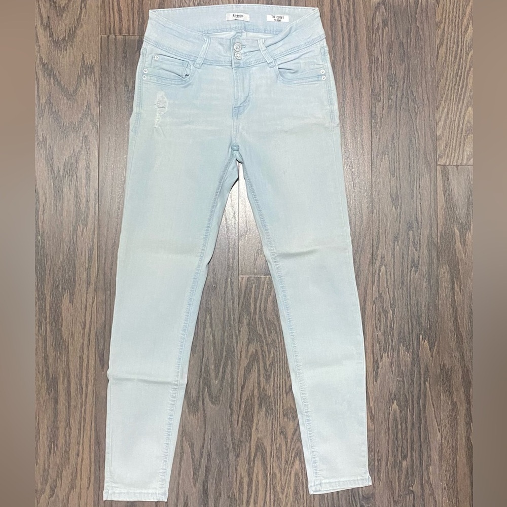 Kensie Light Wash Skinny Jeans - Picture 4 of 8